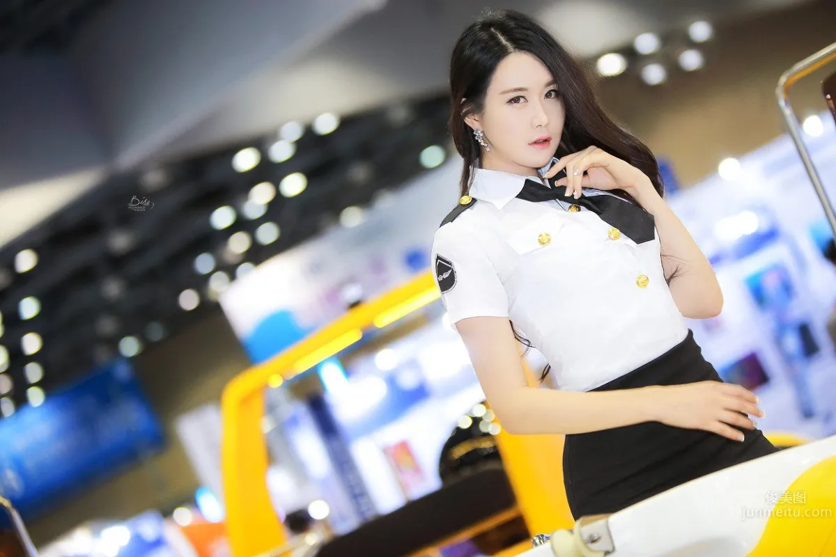 殷夏榮(은하영)- 南韓人氣車模美腿寫真 45