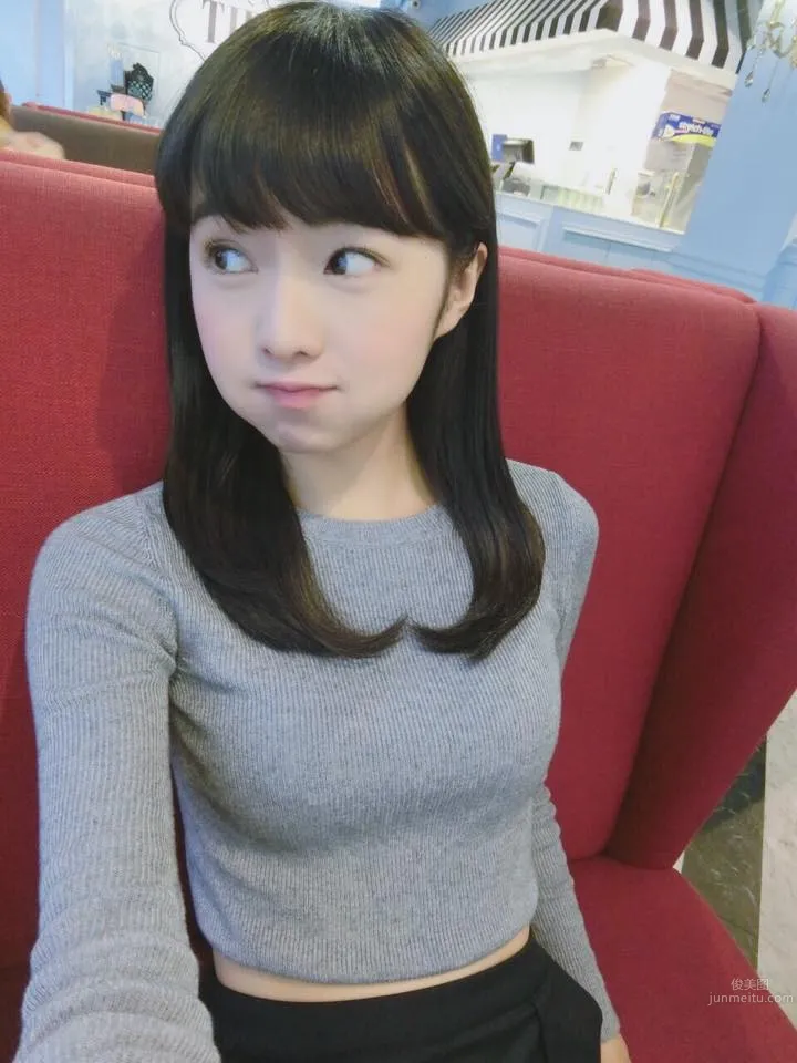 Dewi Chien, High-Face-Value Oxygen Beauty photo 5