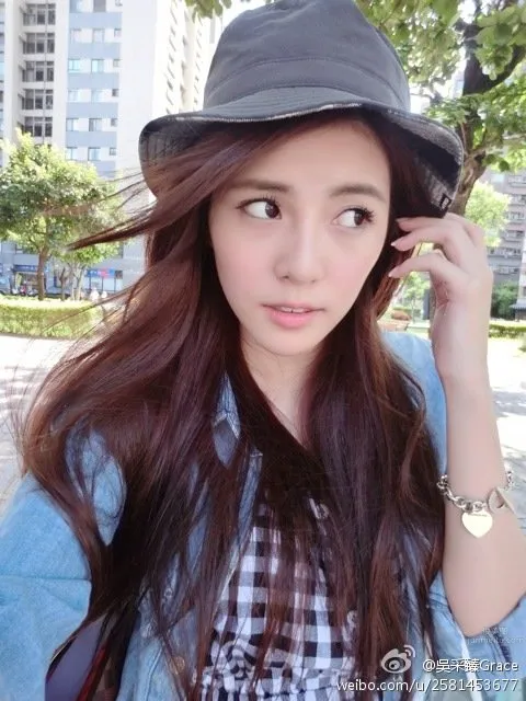 Grace Wu: Photo Set 2024 photo 21