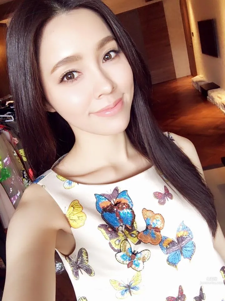 Chen Yuan, Leg Model with Outstanding Elegance and Eye-Catching Long Legs photo 14