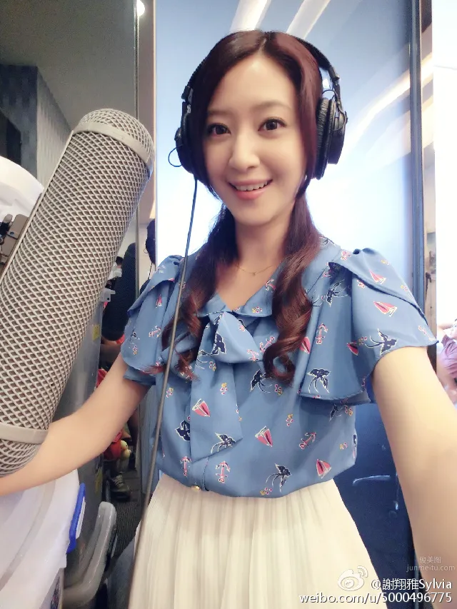 Sylvia Hsieh, The Girl of Zero and One Hundred photo 22