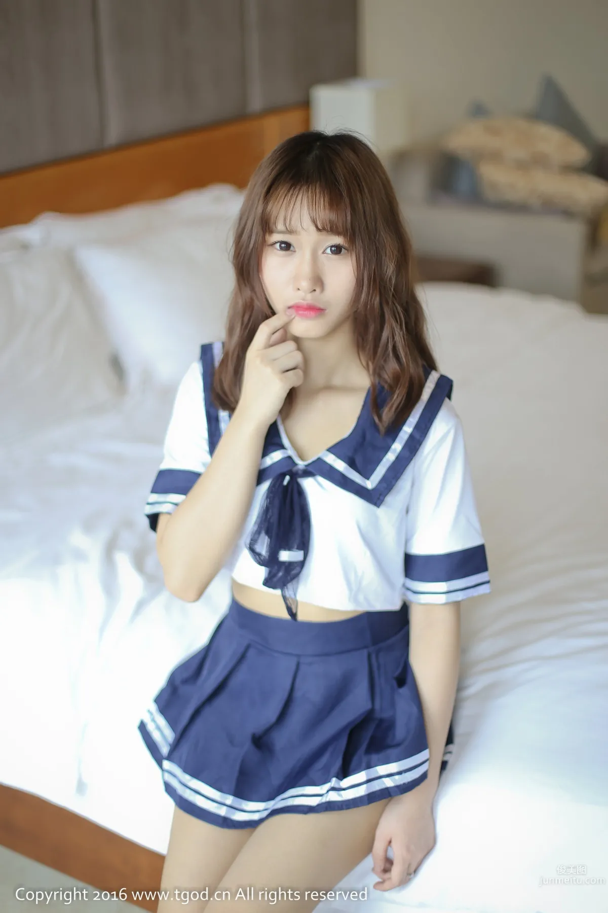 itt Nika - Playful and Cute Student Style photo 4
