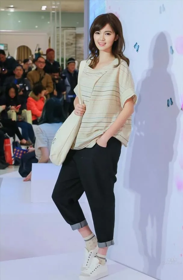 2014全台校园美女选拔冠军 大马正妹模特儿陈宇馨_2