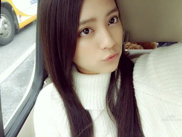 Yui Okada - Private Photos photo 10