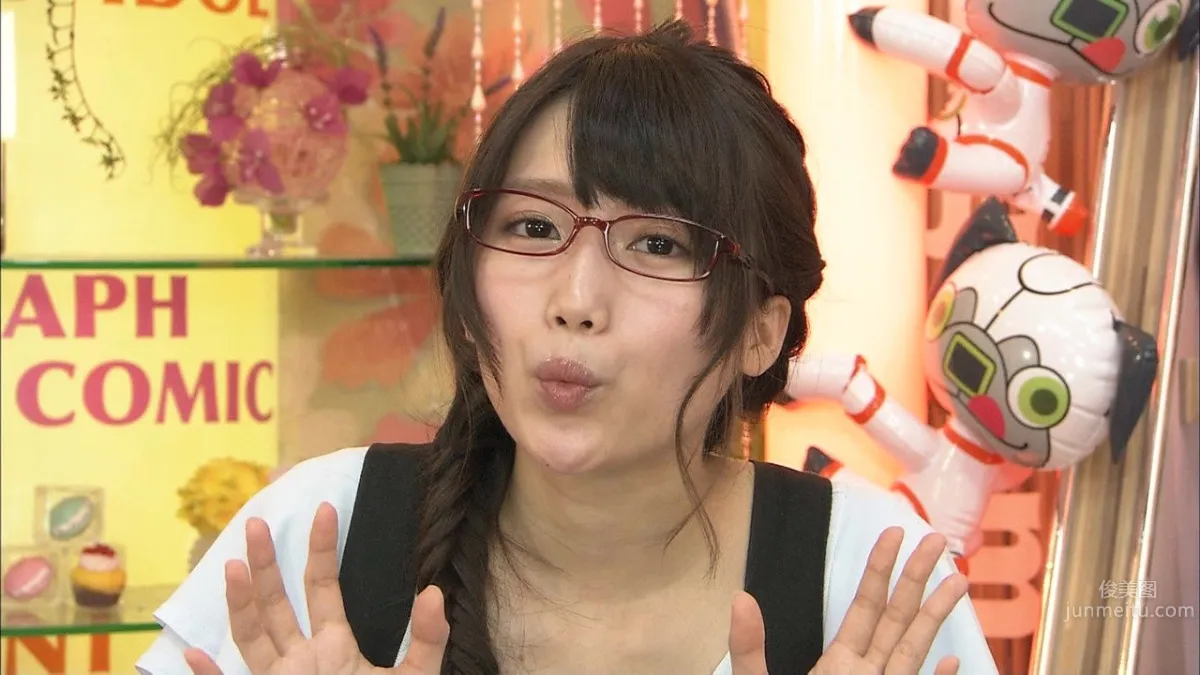 加藤里保菜- 治愈系的眼镜美人_9