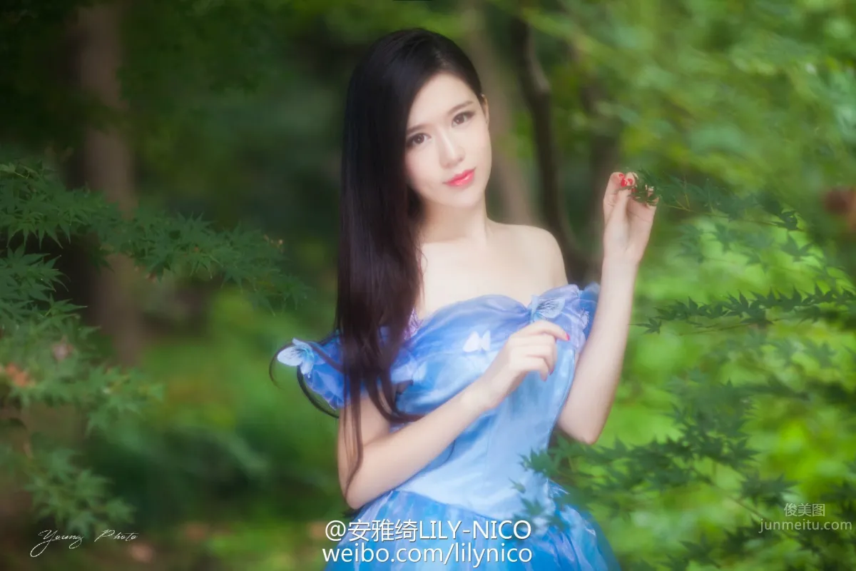 黃梓潔Nico- 兔女郎蕾絲超跑寫真 22