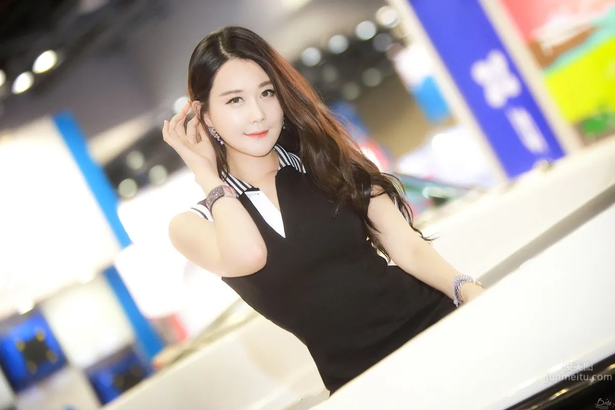 殷夏榮(은하영)- 南韓人氣車模美腿寫真 36