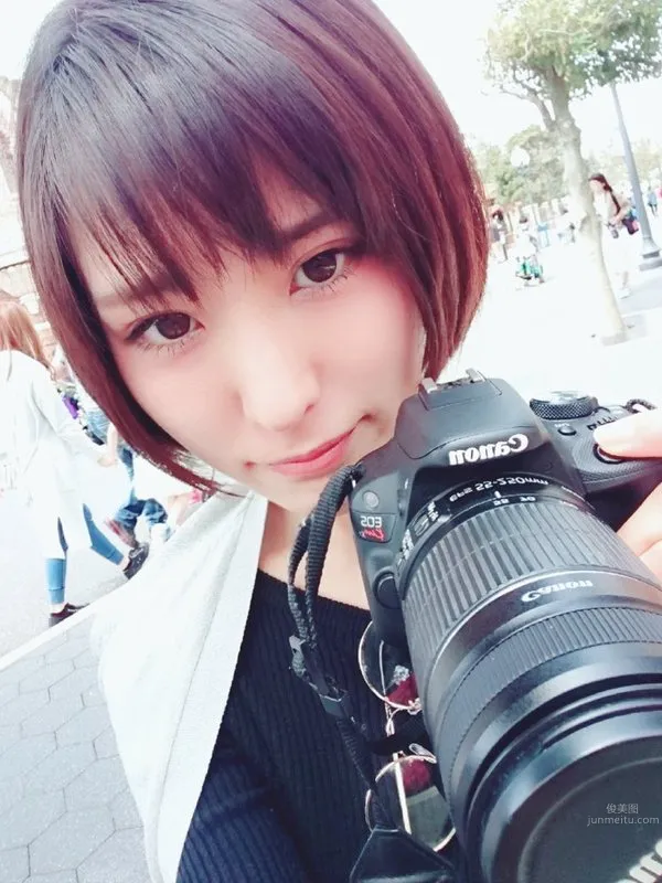朝比奈祐未- 灵气短发Coser身材也棒_0