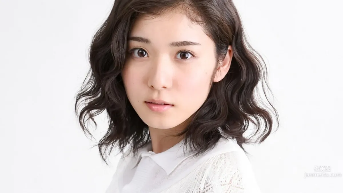 Mayu Matsuoka, The Acclaimed Actress with Elegance photo 8