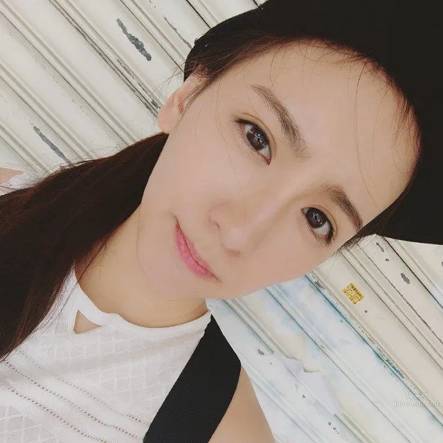 蔡昕言- 擁有明星臉的氣質美女 2
