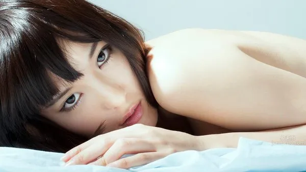 Yumi Asahina - Spiritual Short-Haired Coser with a Great Figure photo 16