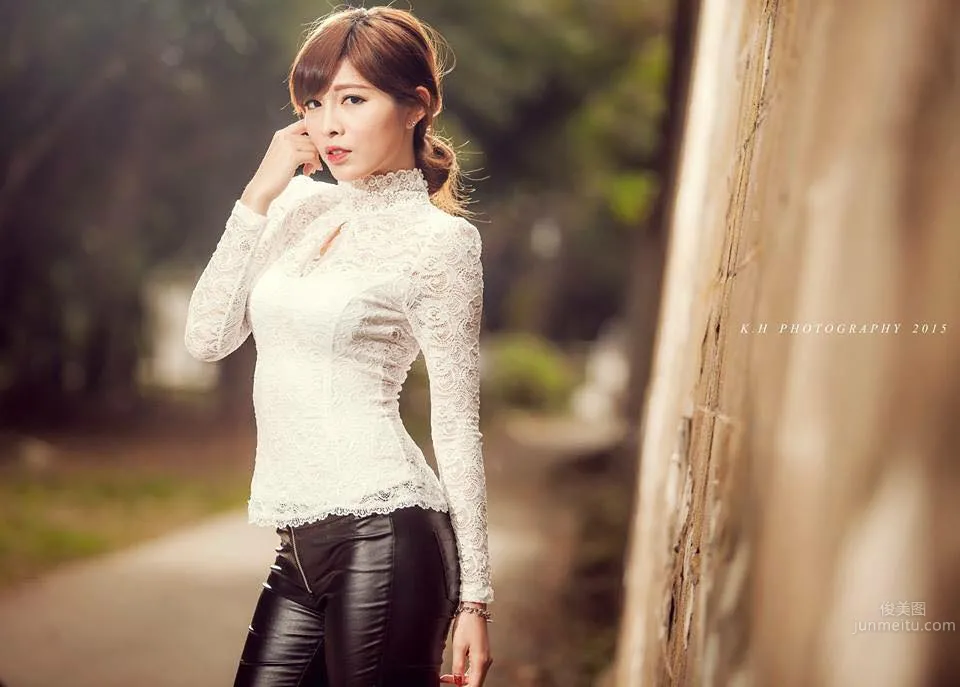 Candy Liao, Sweet Ice Beauty Who Loves Riding Heavy Motorcycles photo 19