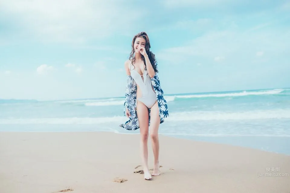 Tumei Wusami, Quirky Long-Legged Model Beauty photo 6