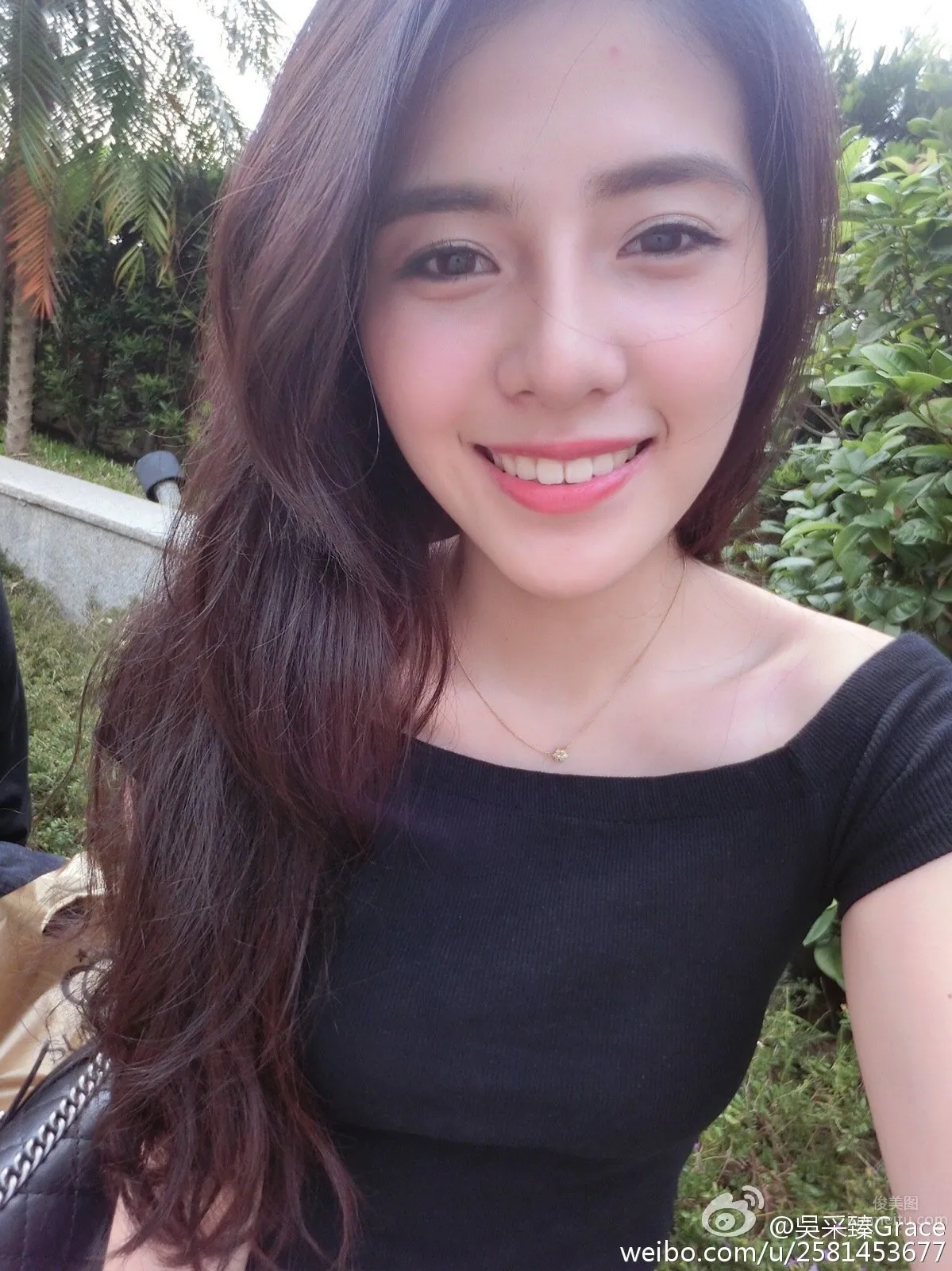 Grace Wu: Photo Set 2024 photo 3