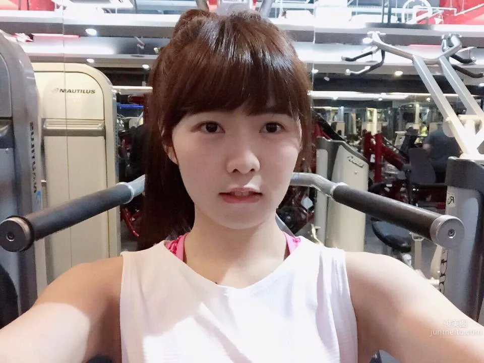 Dewi Chien, High-Face-Value Oxygen Beauty photo 20