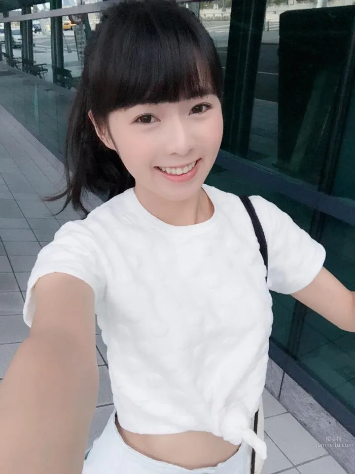 Dewi Chien, High-Face-Value Oxygen Beauty photo 9