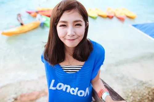 Chen Jiayu Fifi, Pure Sweet Girl Online Shop Photo Collection photo 21