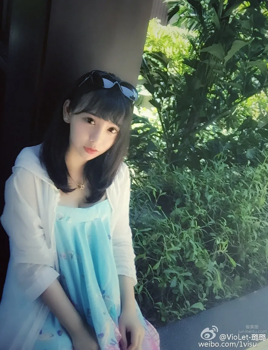 VioLet-璐璐- 可爱美少女私房照_14