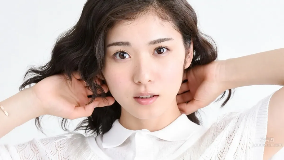 Mayu Matsuoka, The Acclaimed Actress with Elegance photo 9