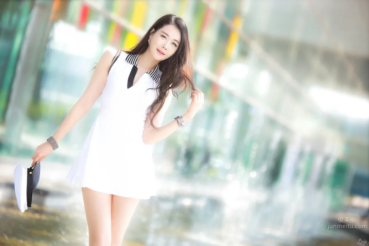 殷夏榮(은하영)- 南韓人氣車模美腿寫真 32