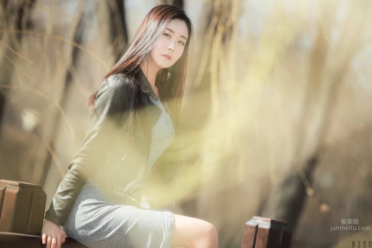 殷夏榮(은하영)- 南韓超贊車模外拍 14