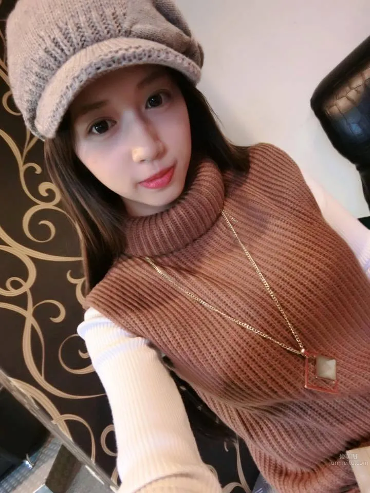 Cai Cai (Lin Yiting) - Super Long Cleavage Line Amazes photo 16