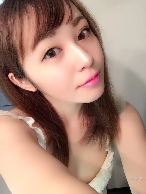 橋本甜歌- 中日混血美少女 7