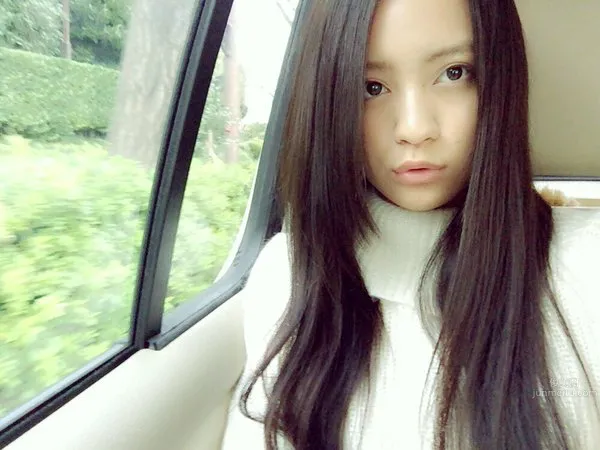 Yui Okada - Private Photos photo 9