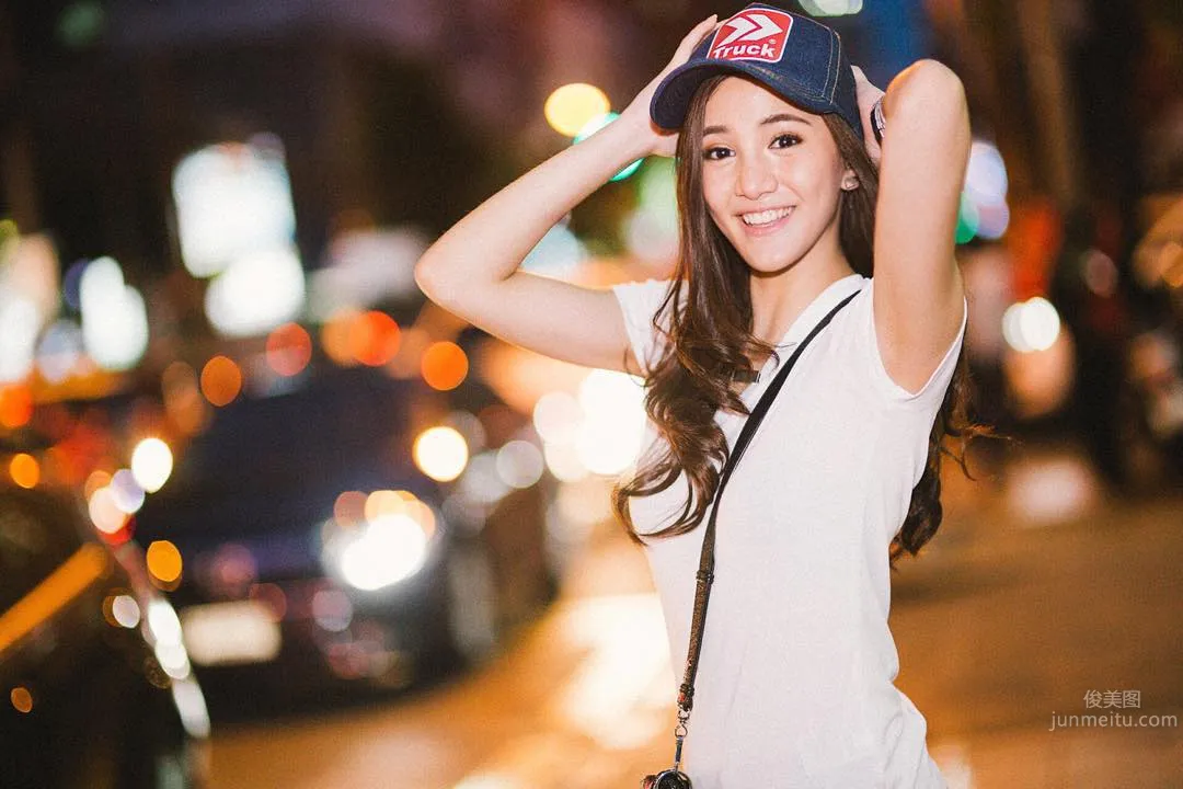 Nathapatsorn - Top-Notch Thai Super Beauty Singer photo 1
