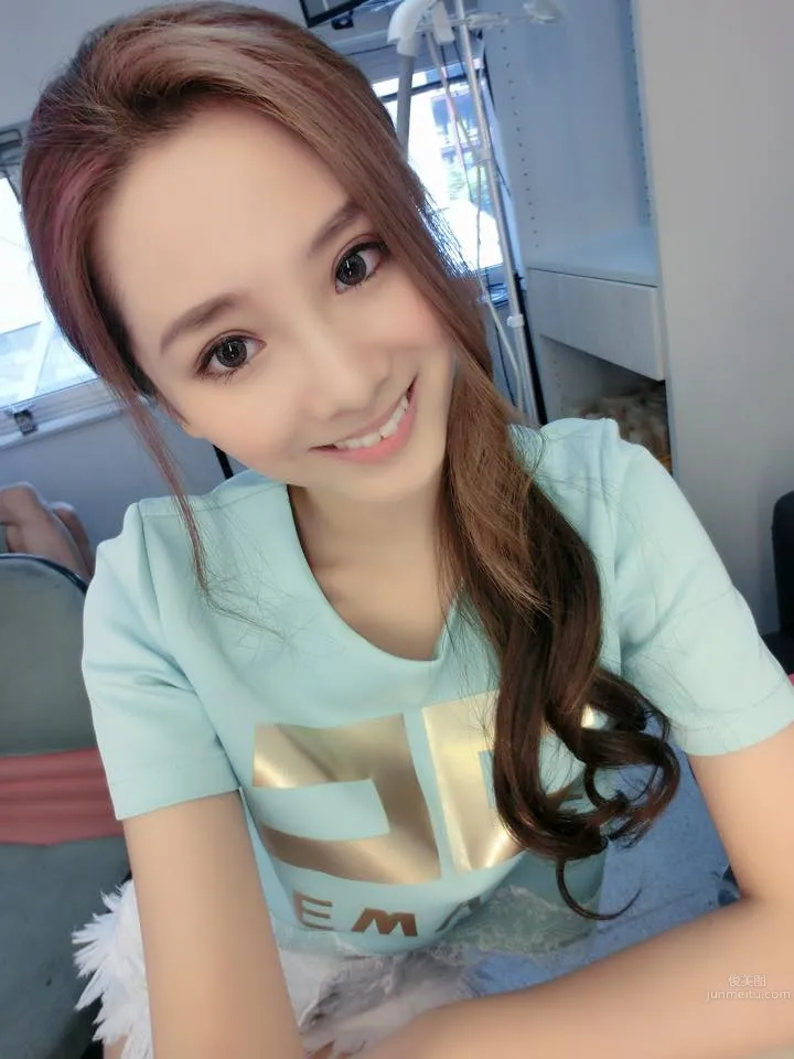鋇鋇(黃鋇铢)- 好甜美的九頭身美少女冠軍正妹 32