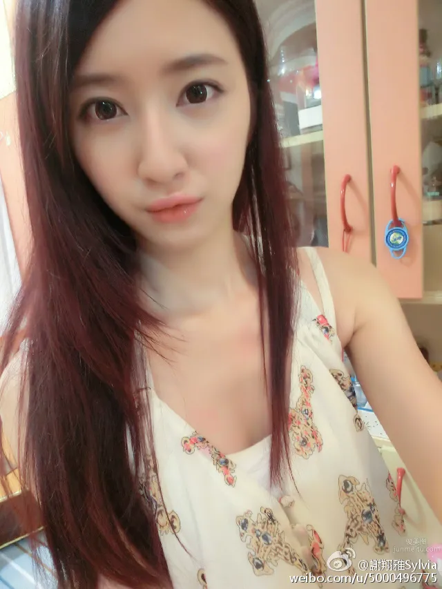 Sylvia Hsieh, The Girl of Zero and One Hundred photo 24