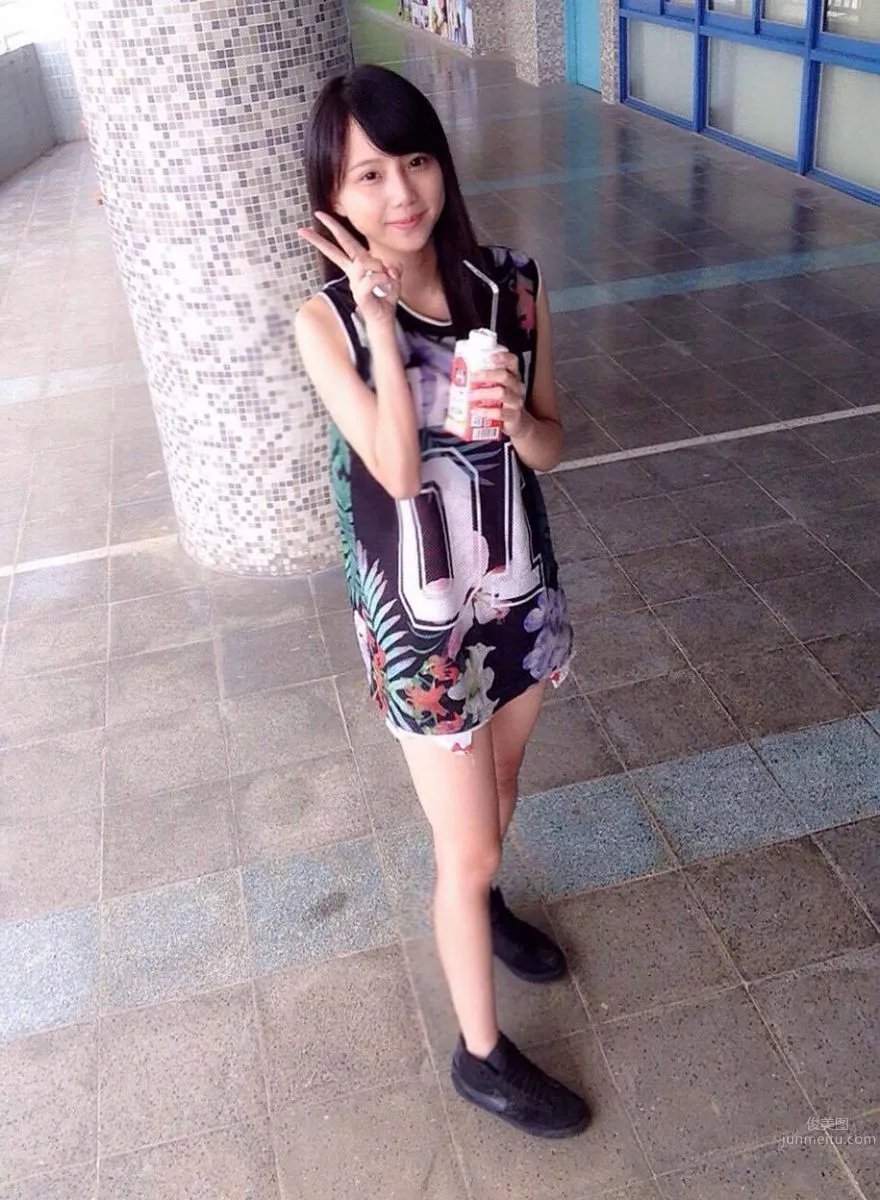 Liu Fangxuan - Looks Like Risa Sasaki! The MRT Girl Who Got Pushed to the Top on PTT Beauty Board photo 9