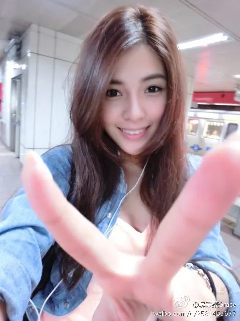 Grace Wu: Photo Set 2024 photo 22
