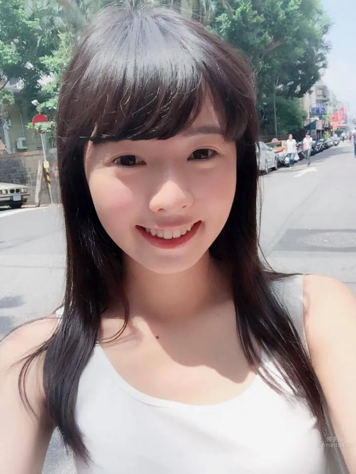 Dewi Chien, High-Face-Value Oxygen Beauty photo 10