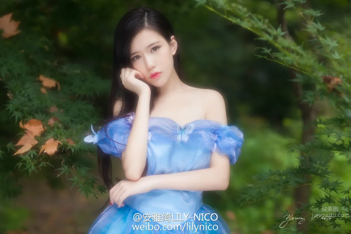 黃梓潔Nico- 兔女郎蕾絲超跑寫真 19