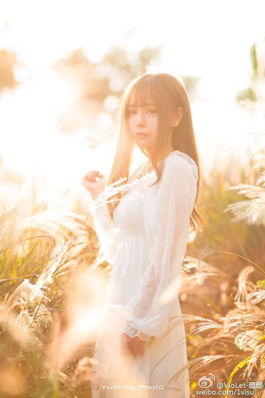 VioLet-璐璐- 可爱美少女私房照_3