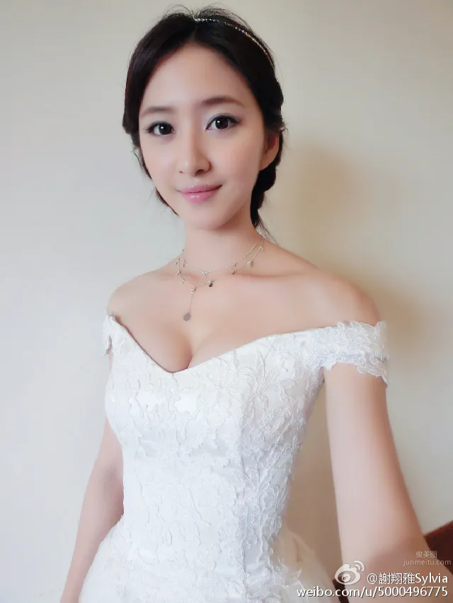 Sylvia Hsieh, The Girl of Zero and One Hundred photo 12