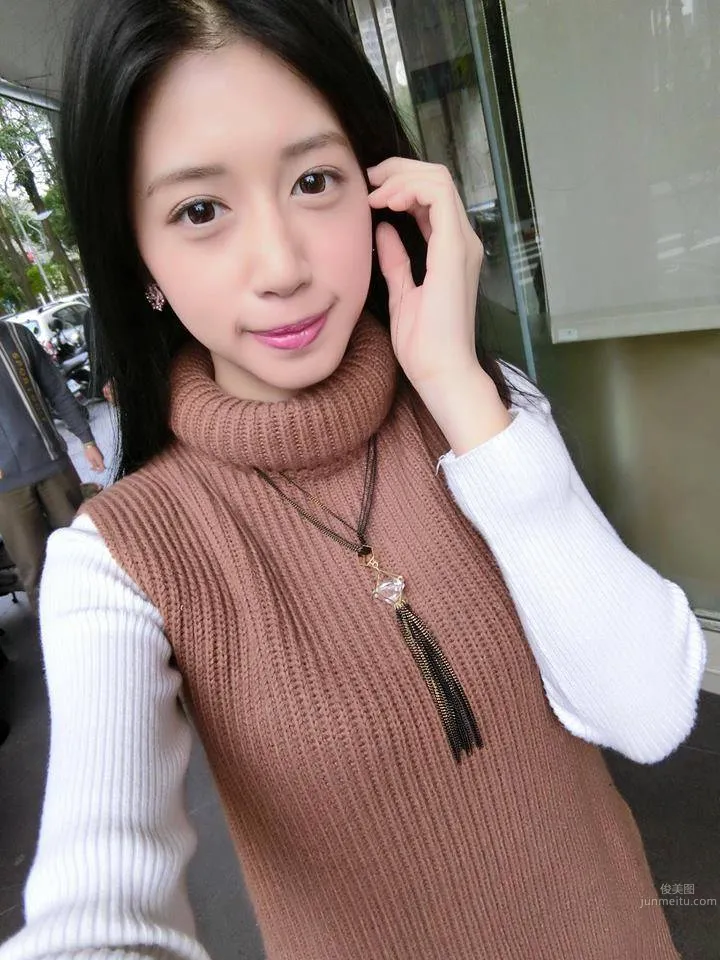 Cai Cai (Lin Yiting) - Super Long Cleavage Line Amazes photo 12