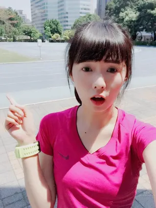 簡廷芮- 高顔值氧氣美少女