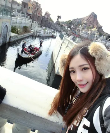 Ehuey Huey- 婀娜多姿的甜美馬來西亞正妹