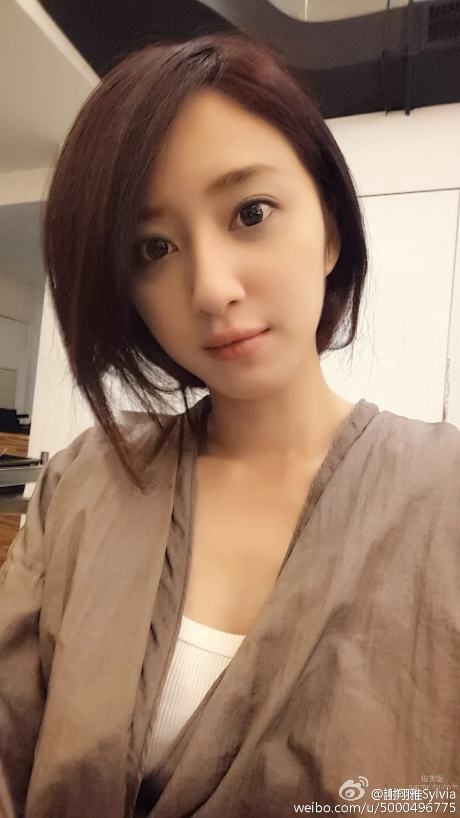 Sylvia Hsieh, The Girl of Zero and One Hundred photo 23