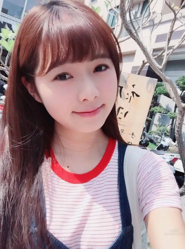 Dewi Chien, High-Face-Value Oxygen Beauty photo 8