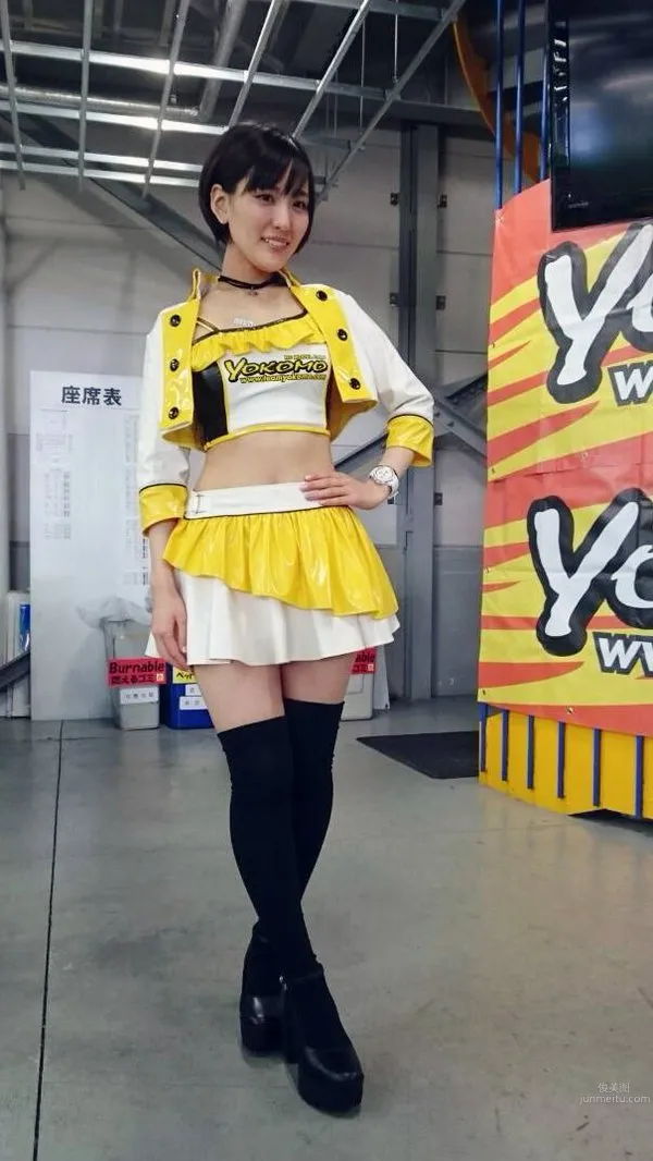 Yumi Asahina - Spiritual Short-Haired Coser with a Great Figure photo 6