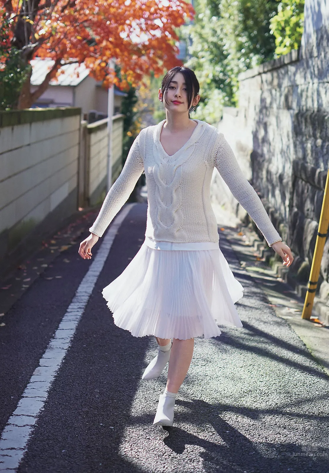 [Weekly Big Comic Spirits] 2015 No.06-08 早見あかり 柏木ひなた 有安杏果 伊藤千由李_8