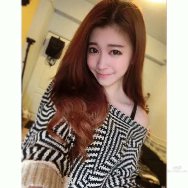 Min Min - Super Cute Big-Eyed McDonald's Long-Legged Store Beauty photo 7