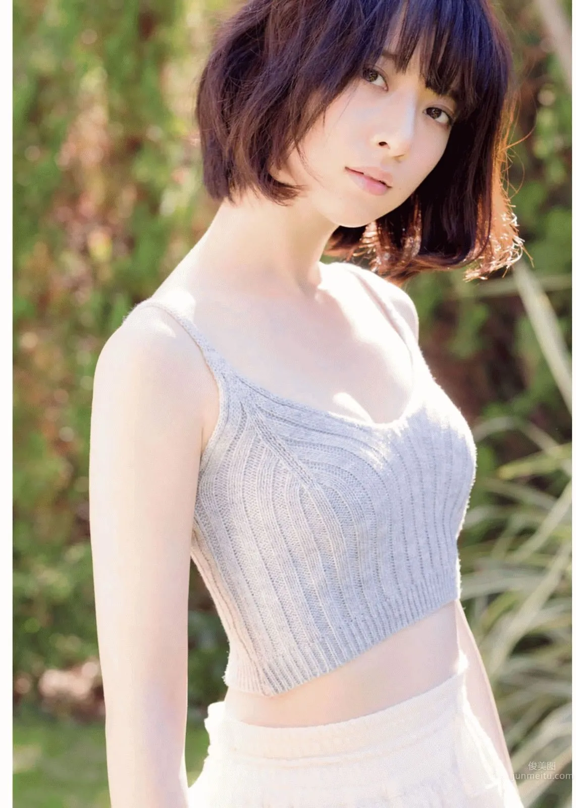 [Weekly Big Comic Spirits] 2016 No.01-03  橋本奈々未 深川麻衣 伊藤万理華 若月佑美 生田絵梨花 松村沙友理_27
