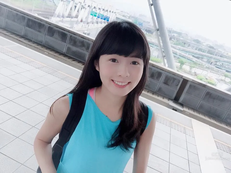 Dewi Chien, High-Face-Value Oxygen Beauty photo 7