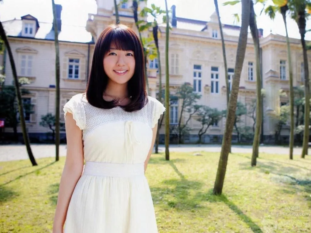 Ai Kayano - Heavenly Voice Actress High-Definition Beautiful Photos photo 3