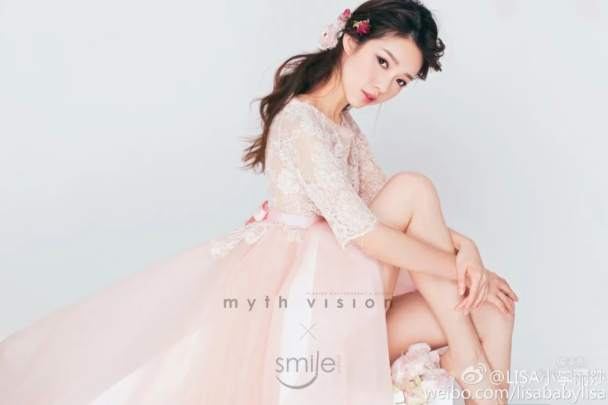 小李丽莎LISA- 萌系骨精灵美艳女神写真_6