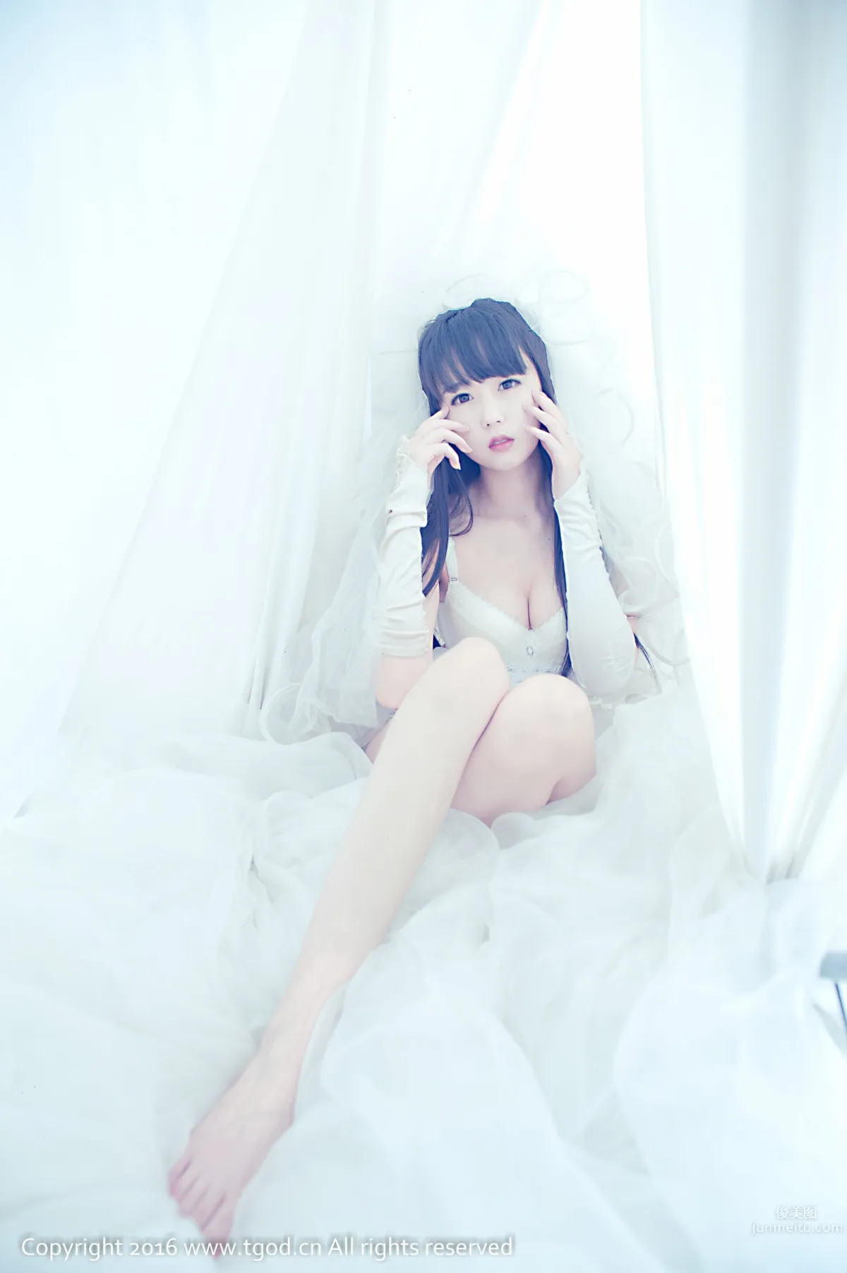 伊伊EvaBarbie- [TGOD推女神] 童顔的兒童節 ~ 50